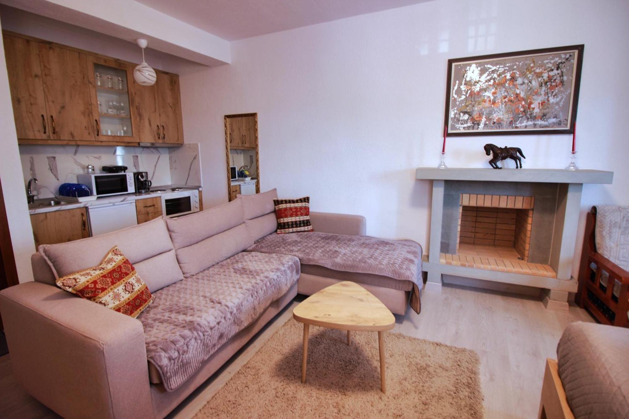 Emblematic House Apartment 4 Gjirokastër Buitenkant foto