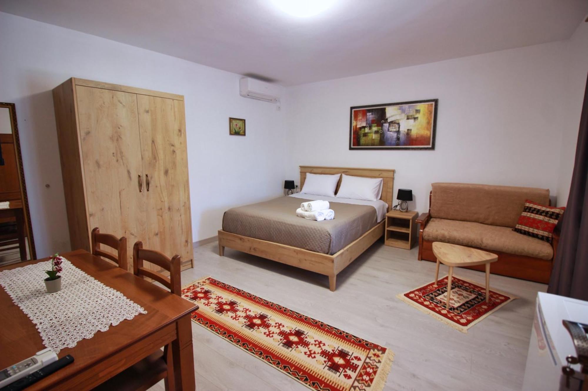 Emblematic House Apartment 4 Gjirokastër Buitenkant foto
