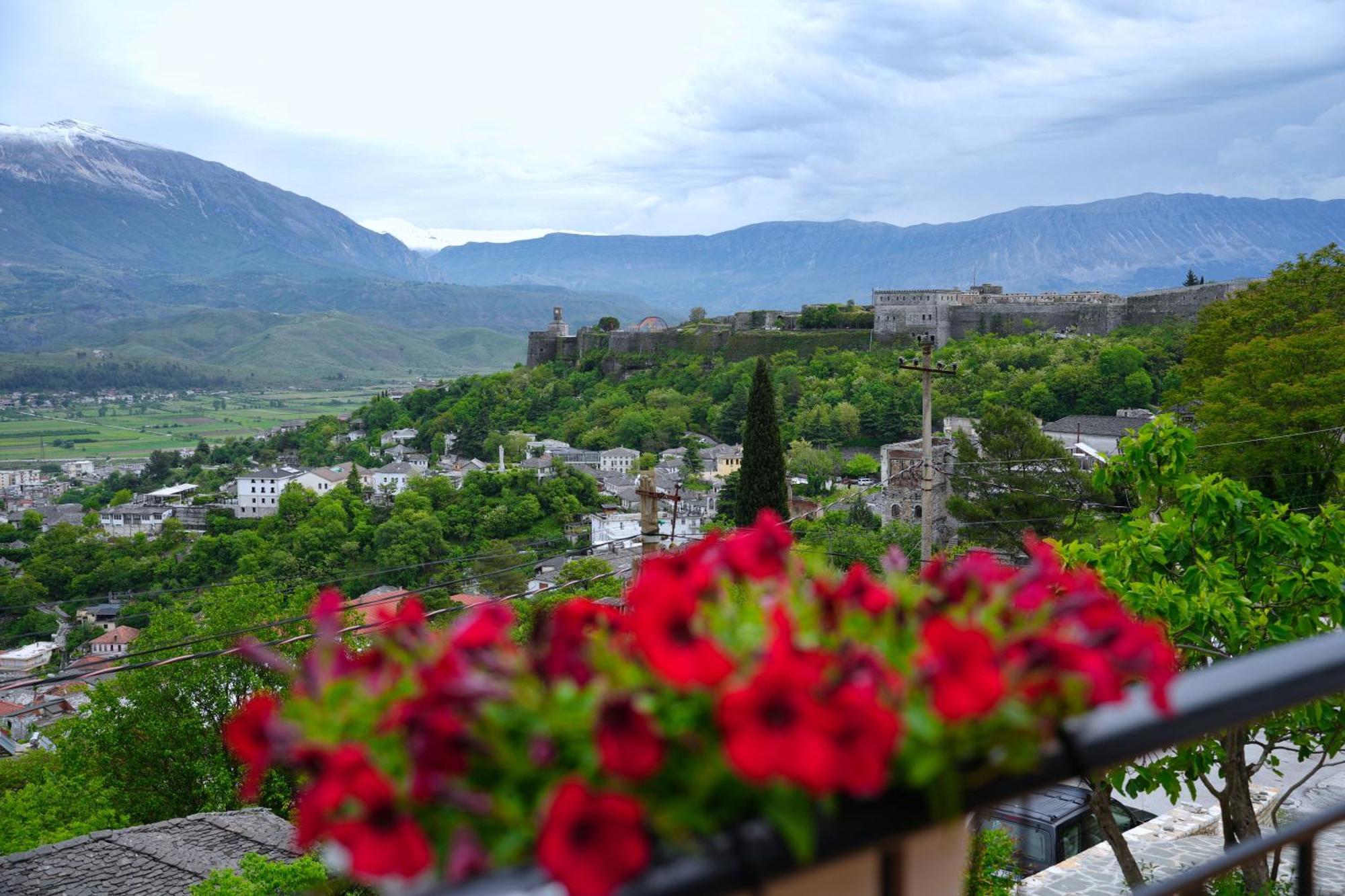 Emblematic House Apartment 4 Gjirokastër Buitenkant foto