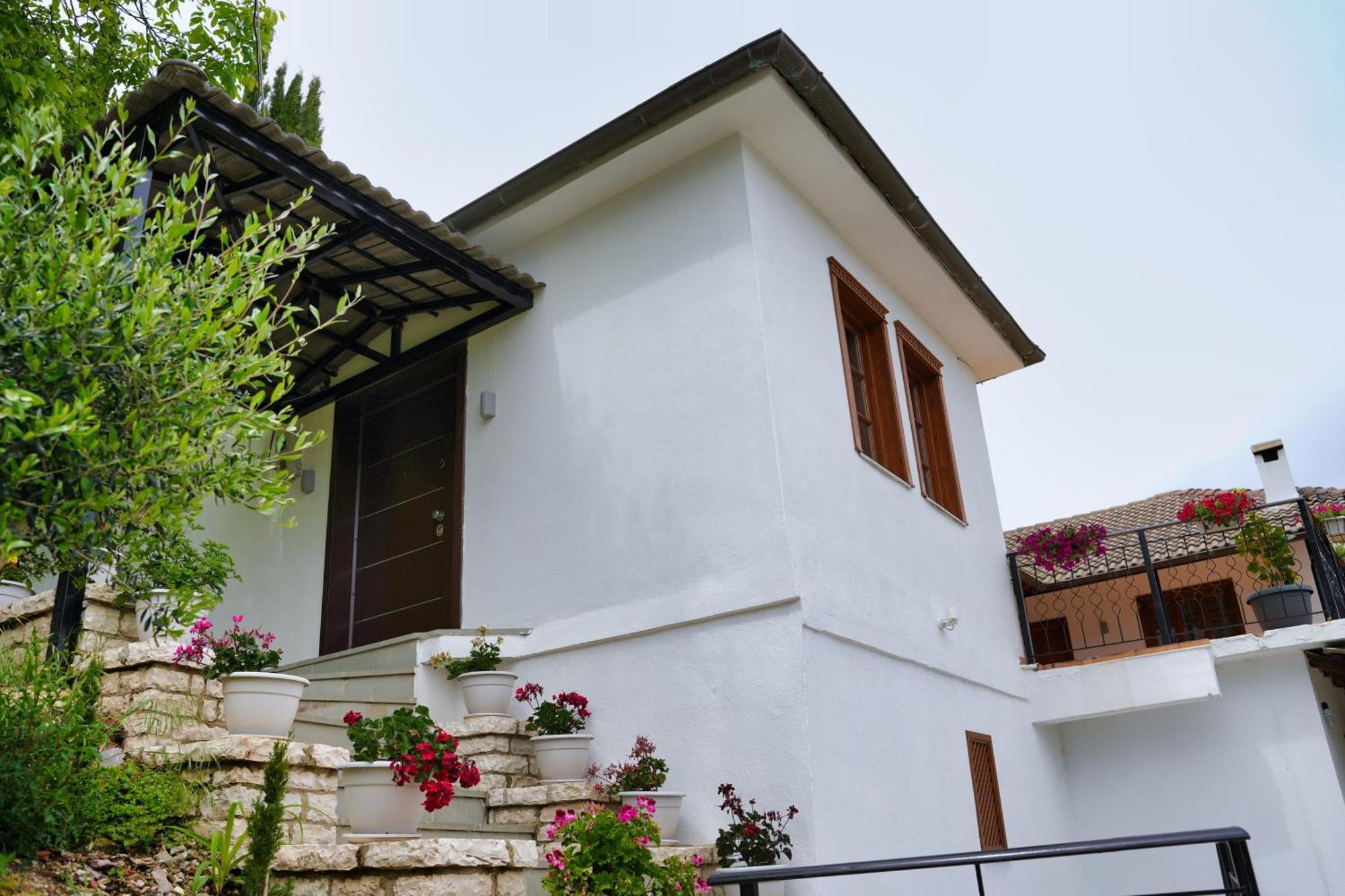 Emblematic House Apartment 4 Gjirokastër Buitenkant foto
